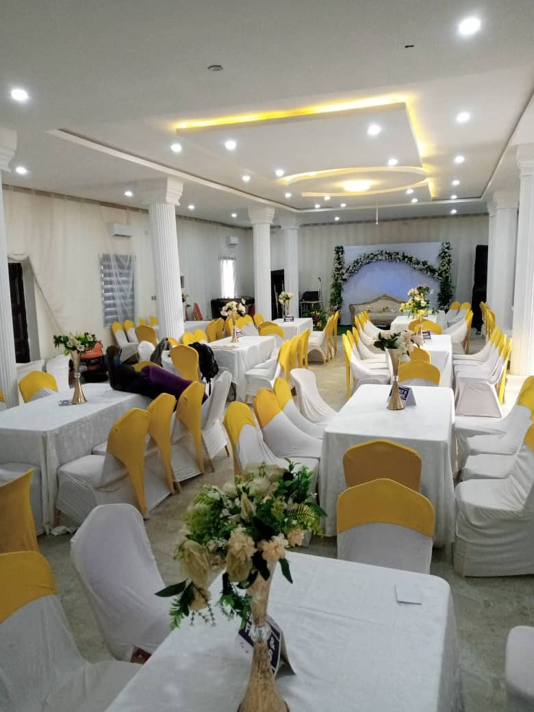 Rooftop Luxury Atmosphere